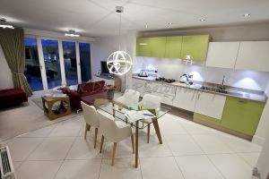 Avant Homes The Hamilton 2024 favors